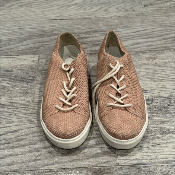 Nisolo pink Go-To Eco Knit Sneaker - Picture 3 of 10